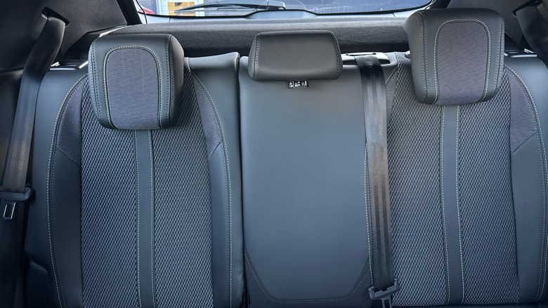 Peugeot 2008 1.2 Hybrid 136 GT 5dr e-DSC6 Petrol Estate